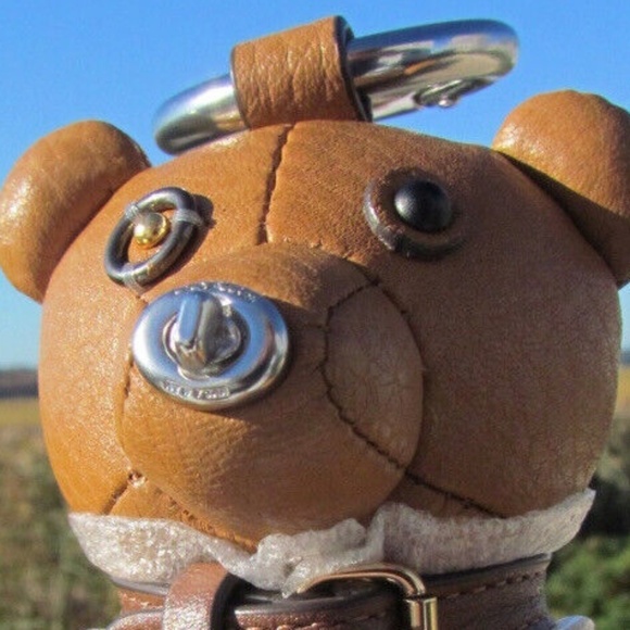 New Coach X Peanuts Charlie Brown Bear Bag Charm limited Edition NWT - Picture 8 of 8